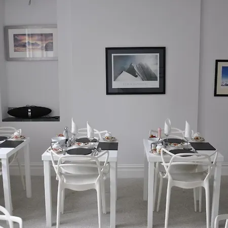Pensionat Rooms36 4*